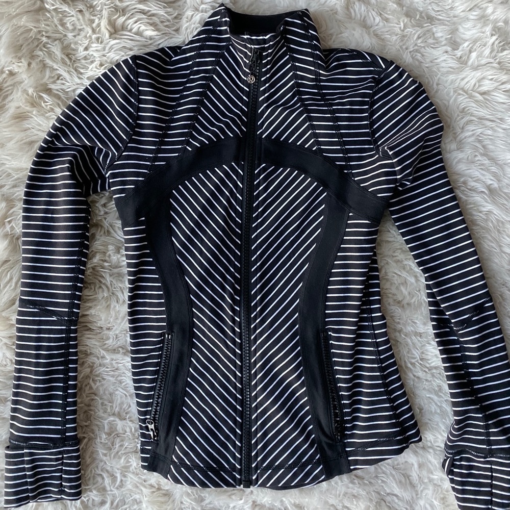 Define Lululemon Zip Jacket